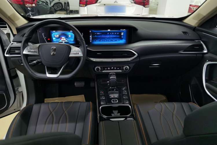Used Bestune T77 2021 PRO 280 TID Automatic Luxury Model Interior 3