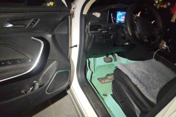 Used Bestune T77 2021 PRO 280 TID Automatic Luxury Model Interior 3