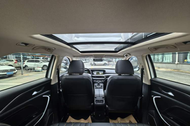 Used Bestune T77 2021 PRO 280 TID Automatic Luxury Model Interior 5