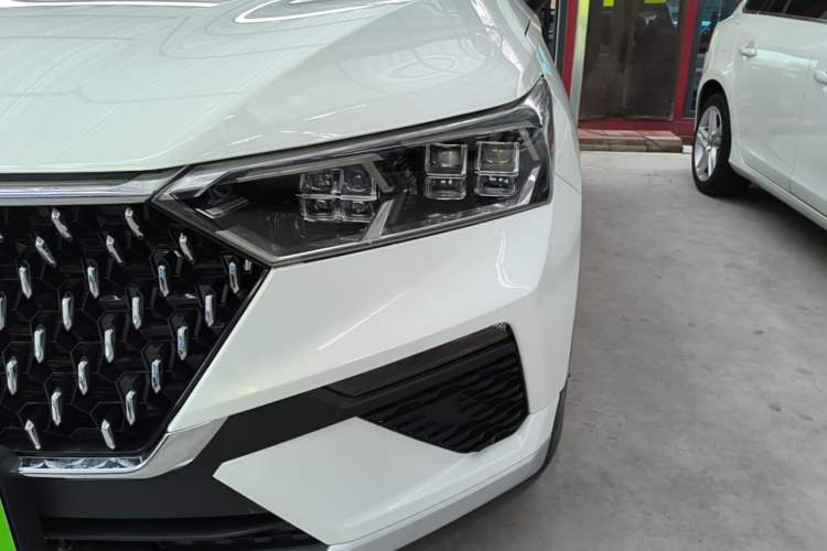 Used Bestune T77 2021 PRO 280 TID Custom Edition Left Front Headlight