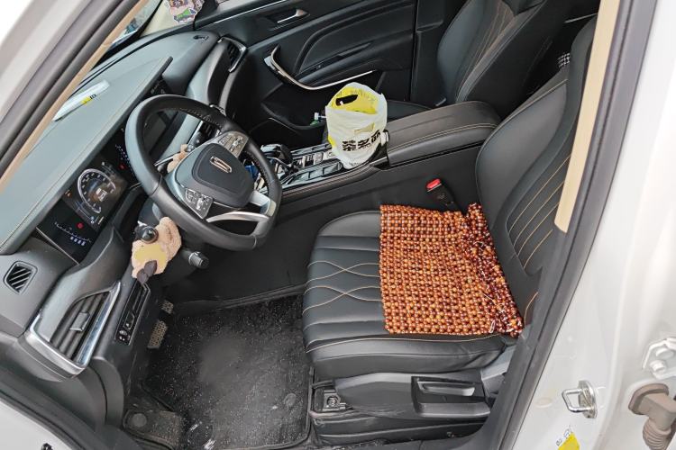 Used Bestune T77 2021 PRO 280 TID Custom Edition Left Front Seat