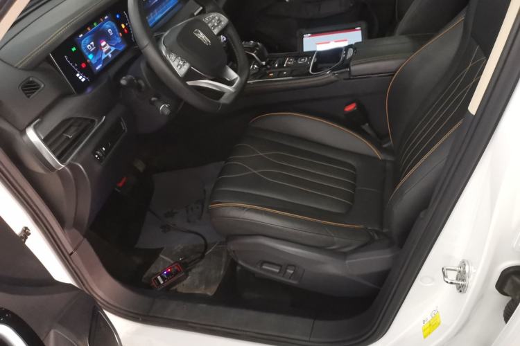 Used Bestune T77 2021 PRO 280 TID Automatic Luxury Model Left Front Seat