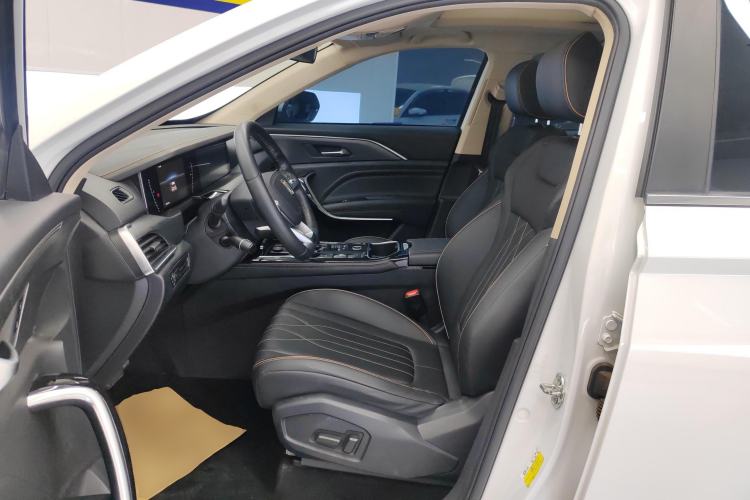 Used Bestune T77 2021 PRO 280 TID Automatic Luxury Model Left Front Seat