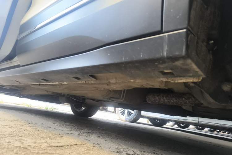 Used Bestune T77 2021 PRO 280 TID Automatic Luxury Model Left Side Sill