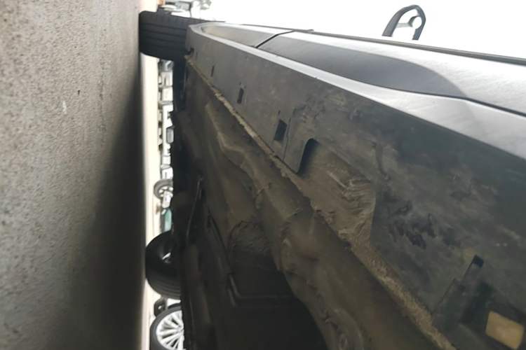 Used Bestune T77 2021 PRO 280 TID Automatic Luxury Model Left Side Sill