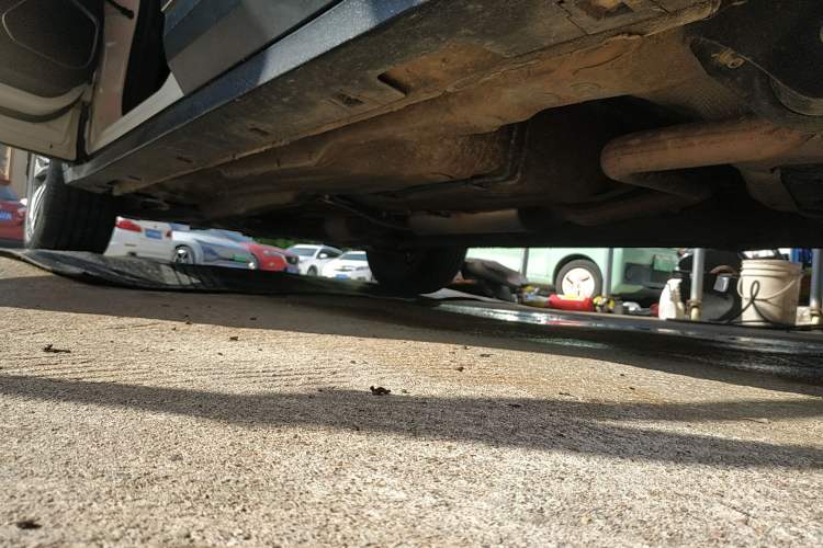 Used Bestune T77 2021 PRO 280 TID Custom Edition Left Side Sill