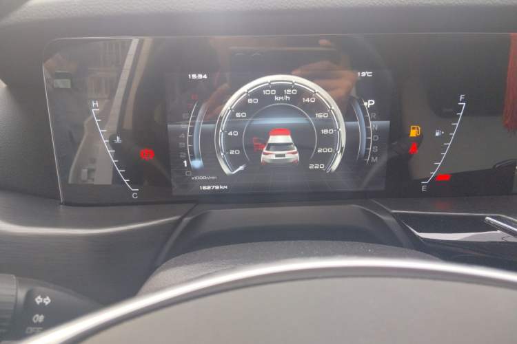Used Bestune T77 2021 PRO 280 TID Automatic Luxury Model Odometer Close Up