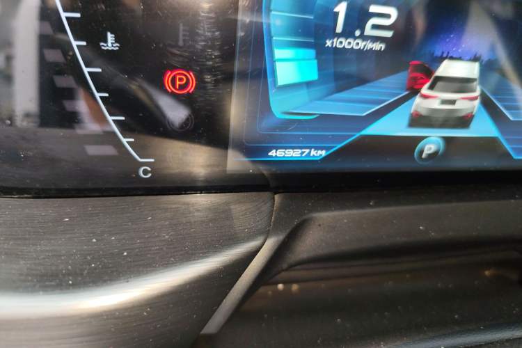 Used Bestune T77 2021 PRO 280 TID Automatic Luxury Model Odometer Close Up