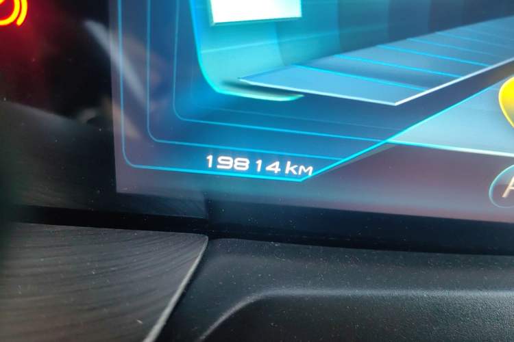 Used Bestune T77 2021 PRO 280 TID Automatic Luxury Model Odometer Close Up