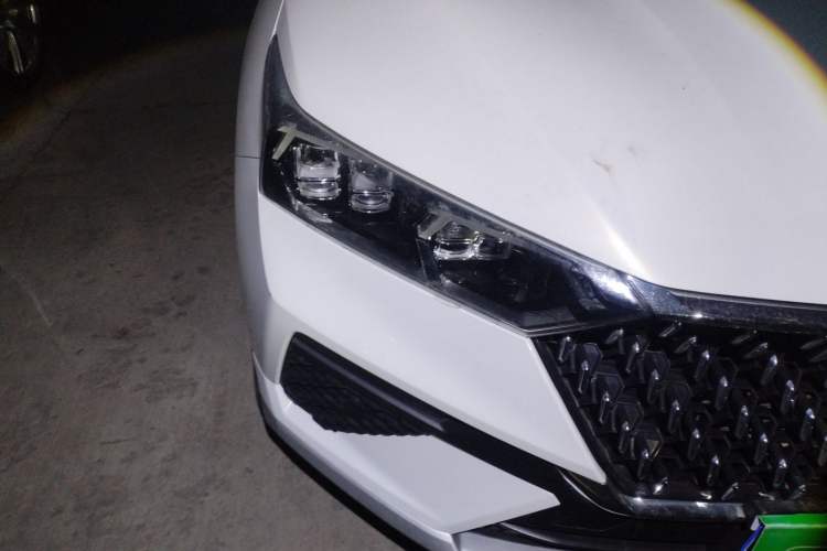 Used Bestune T77 2021 PRO 280 TID Automatic Luxury Model Right Front Headlight