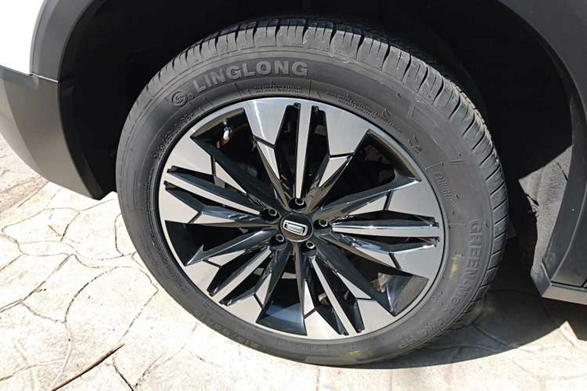 Used Bestune T77 2021 PRO 280 TID Automatic Luxury Model Right Rear Wheel Hub