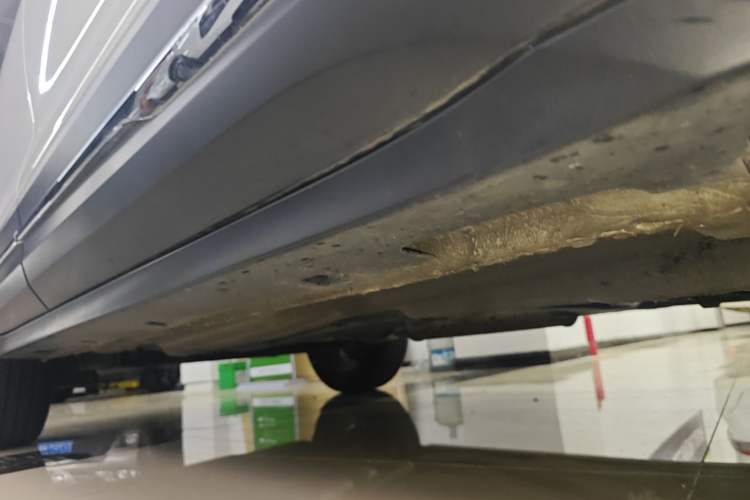 Used Bestune T77 2021 PRO 280 TID Automatic Luxury Model Right Side Sill