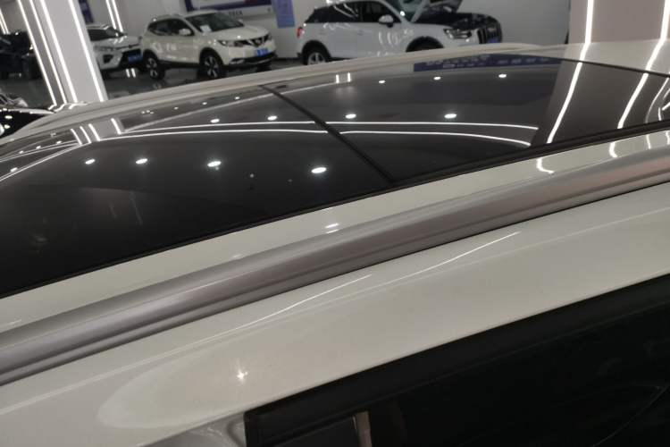 Used Bestune T77 2021 PRO 280 TID Automatic Luxury Model Roof