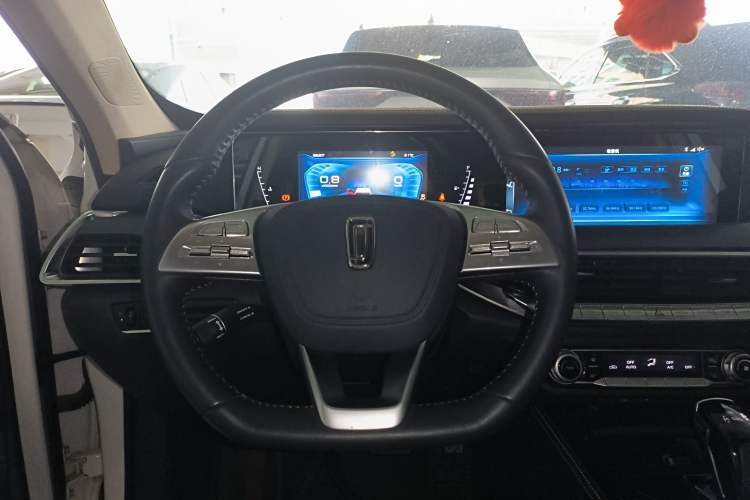 Used Bestune T77 2021 PRO 280 TID Automatic Luxury Model Steering Wheel
