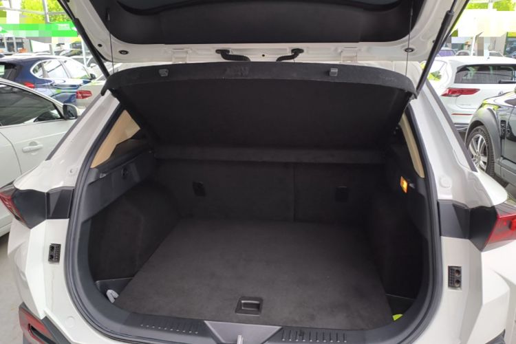 Used Bestune T77 2021 PRO 280 TID Custom Edition Trunk