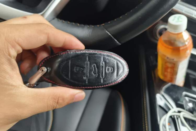 Used Bestune T77 2021 PRO 280 TID Automatic Luxury Model Vehicle Key