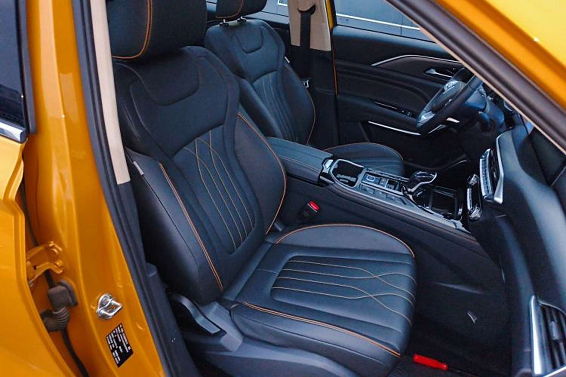 Used Bestune T77 2021 PRO 280 TID Automatic Prestige Model Right Front Seat