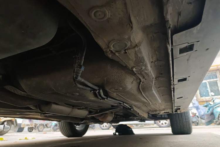 Used Bestune T77 2023 1.5T Automatic Luxury Model Chassis Rear Right