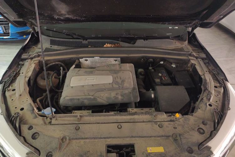 Used Bestune T77 2023 1.5T Automatic Luxury Model Engine Bay