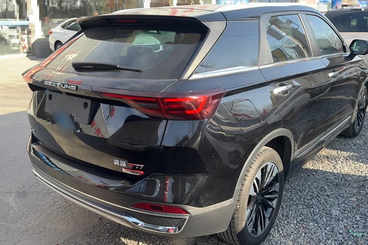 Used Bestune T77 2023 1.5T Automatic Luxury Model Exterior 2