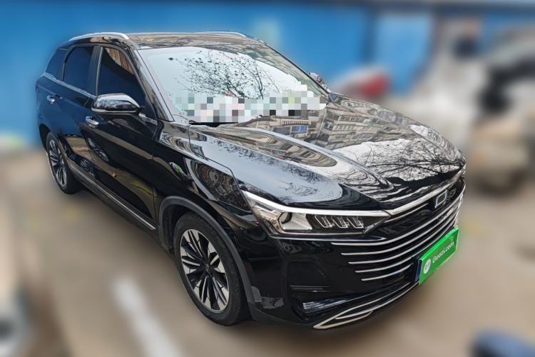 Used Bestune T77 2023 1.5T Automatic Luxury Model Front Right 45 Deg
