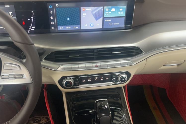 Used Bestune T77 2023 1.5T Automatic Luxury Model Gear Lever