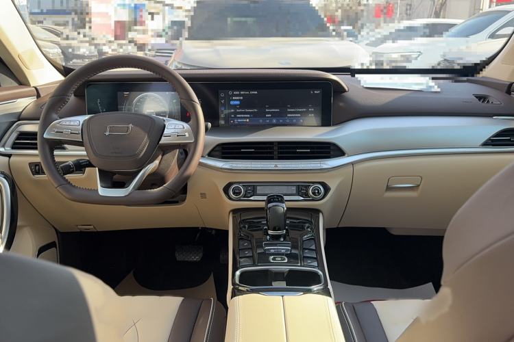 Used Bestune T77 2023 1.5T Automatic Luxury Model Interior 3