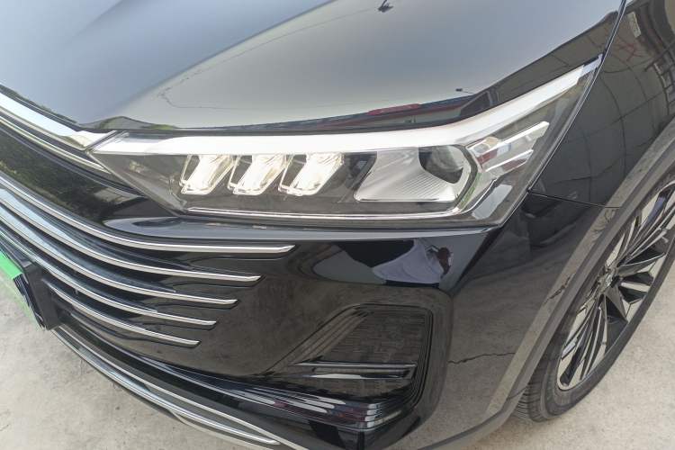 Used Bestune T77 2023 1.5T Automatic Luxury Model Left Front Headlight