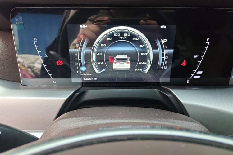 Used Bestune T77 2023 1.5T Automatic Luxury Model Odometer Close Up