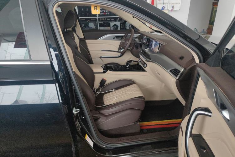 Used Bestune T77 2023 1.5T Automatic Luxury Model Right Front Seat
