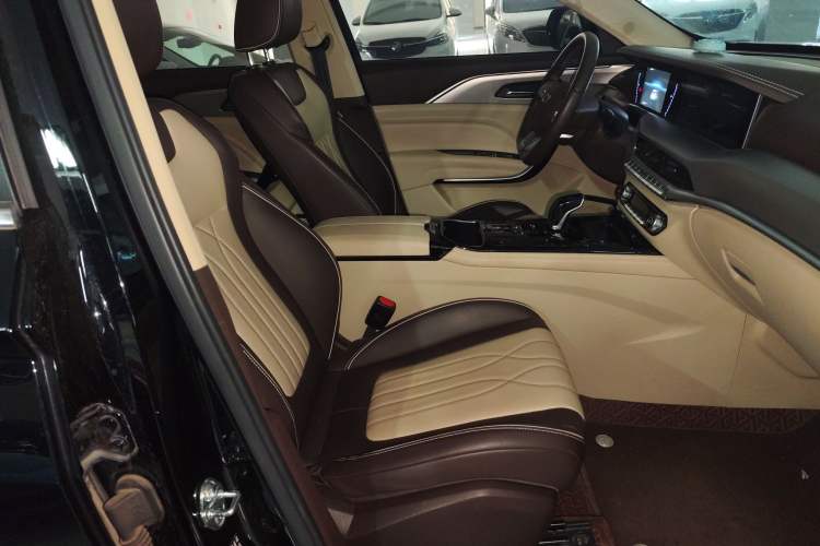 Used Bestune T77 2023 1.5T Automatic Luxury Model Right Front Seat