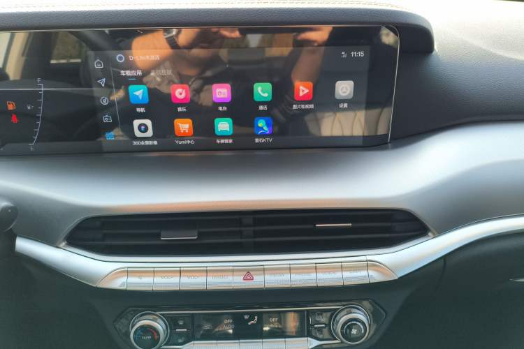 Used Bestune T77 2023 1.5T Automatic Luxury Model Audio And AC Panel