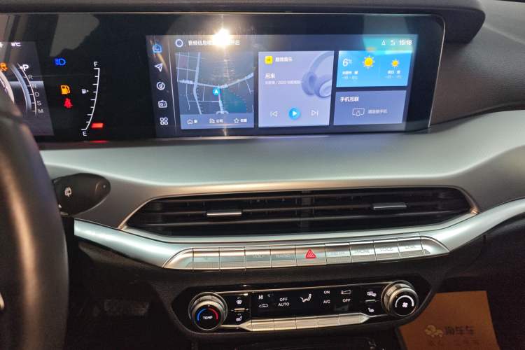 Used Bestune T77 2023 1.5T Automatic Luxury Model Audio And AC Panel
