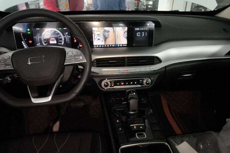 Used Bestune T77 2023 1.5T Automatic Luxury Model Audio And AC Panel