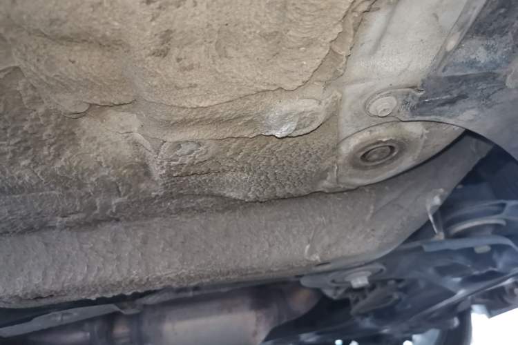 Used Bestune T77 2023 1.5T Automatic Luxury Model Chassis Front Right