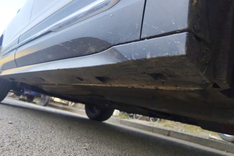 Used Bestune T77 2023 1.5T Automatic Luxury Model Chassis Front Right