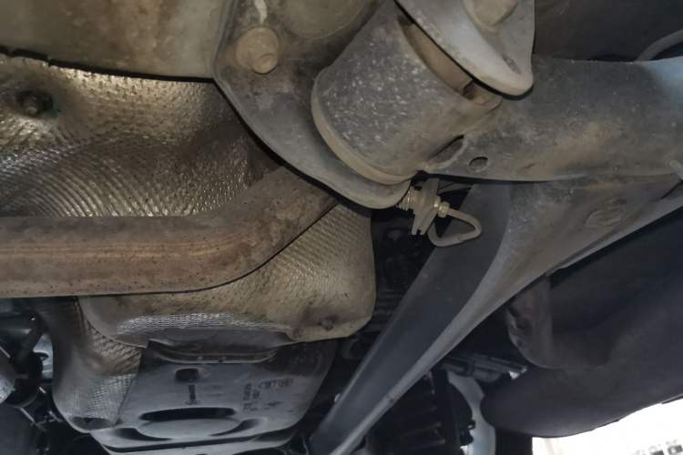 Used Bestune T77 2023 1.5T Automatic Luxury Model Chassis Rear Left
