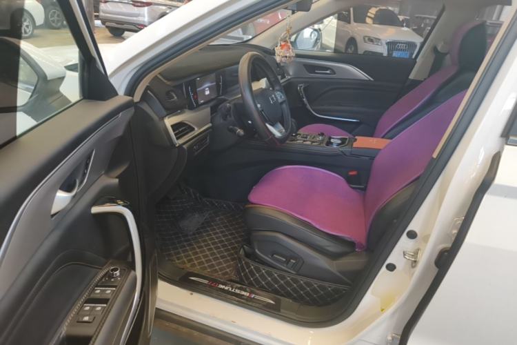 Used Bestune T77 2023 1.5T Automatic Luxury Model Driver Seat