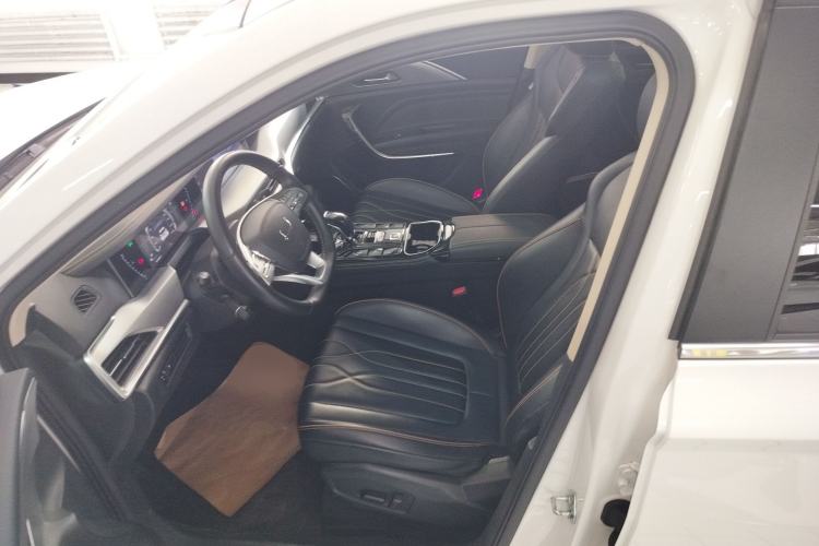 Used Bestune T77 2023 1.5T Automatic Luxury Model Driver Seat