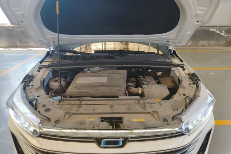 Used Bestune T77 2023 1.5T Automatic Luxury Model Engine Bay