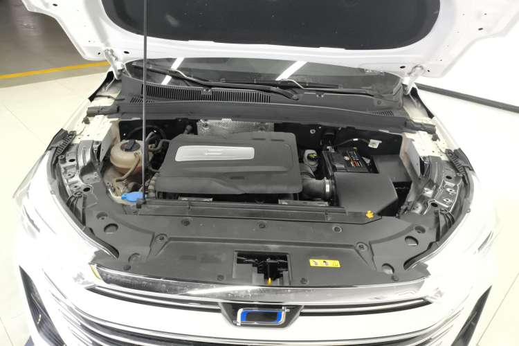 Used Bestune T77 2023 1.5T Automatic Premium Edition Engine Bay
