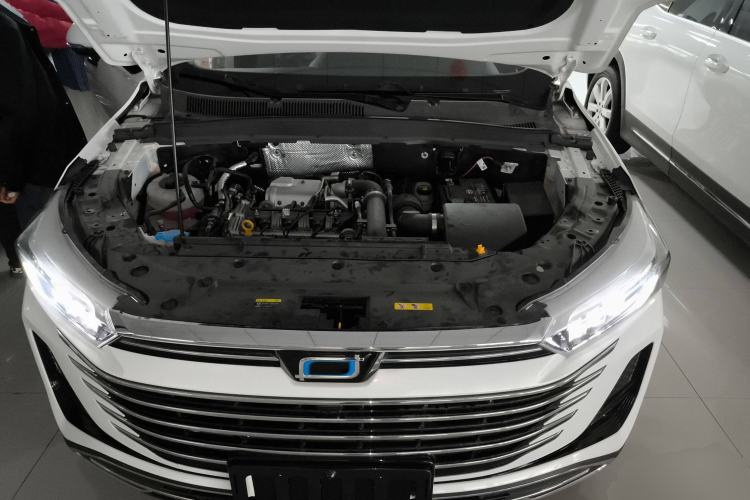Used Bestune T77 2023 1.5T Automatic Luxury Model Engine Bay