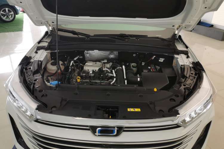 Used Bestune T77 2023 1.5T Automatic Premium Edition Engine Bay