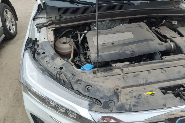Used Bestune T77 2023 1.5T Automatic Luxury Model Engine Bay Right
