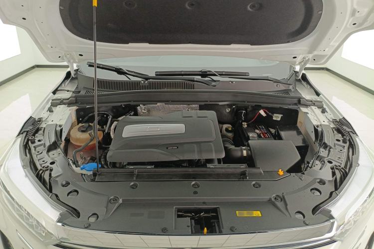 Used Bestune T77 2023 1.5T Automatic Luxury Model Engine Bay