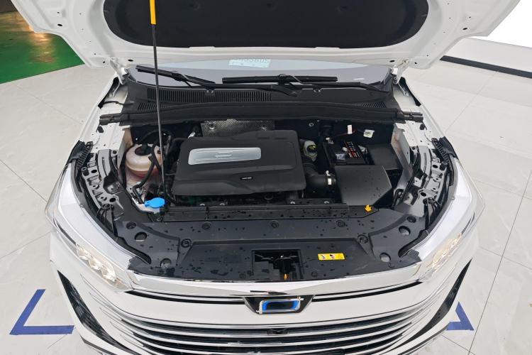 Used Bestune T77 2023 1.5T Automatic Luxury Model Engine Bay