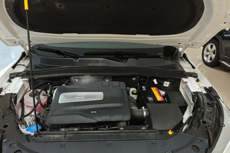 Used Bestune T77 2023 1.5T Automatic Luxury Model Engine Bay