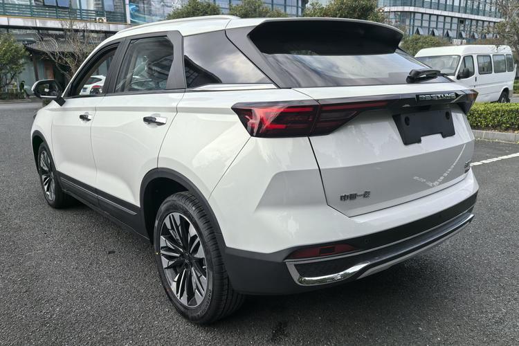Used Bestune T77 2023 1.5T Automatic Luxury Model Exterior 2