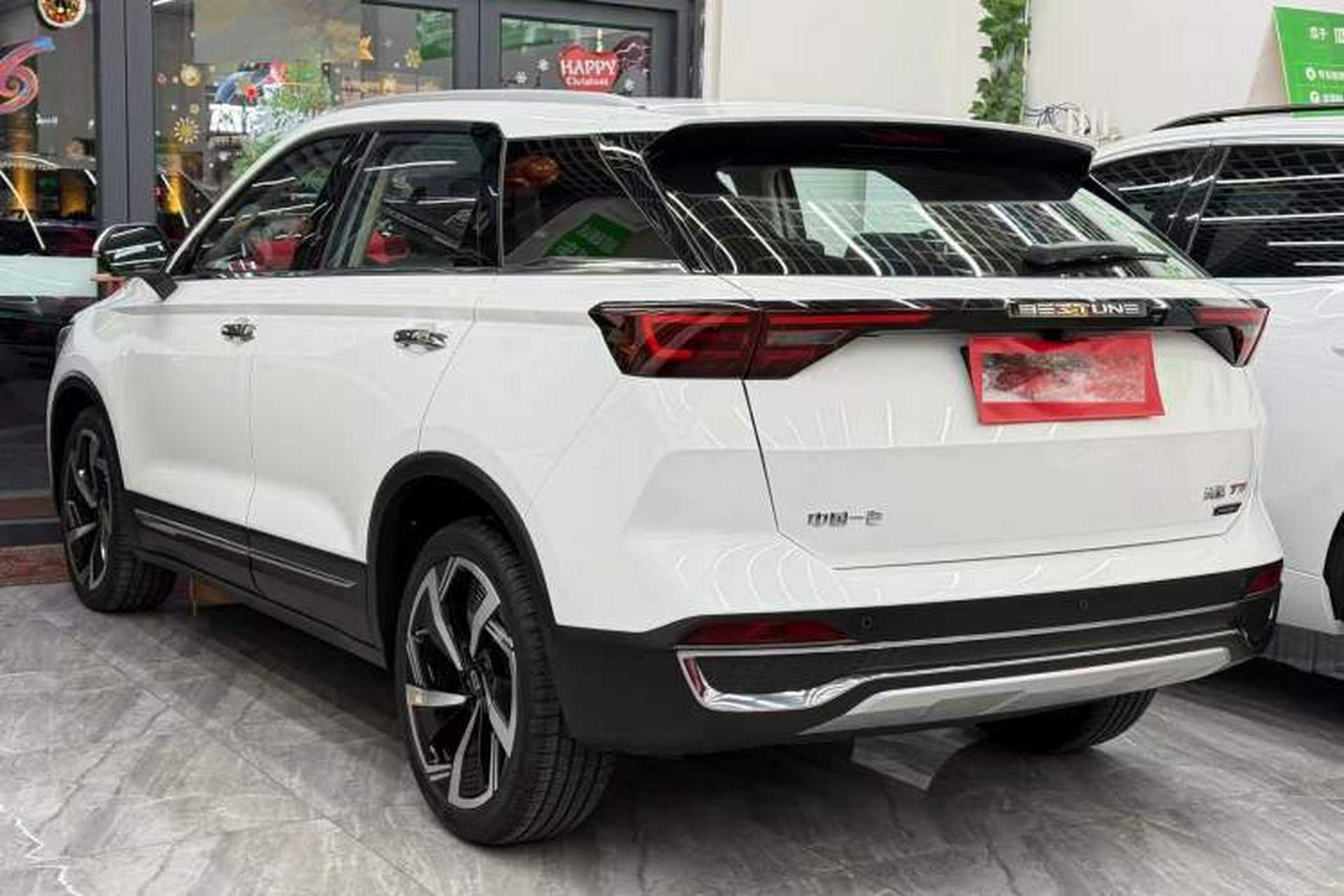 Used Bestune T77 2023 1.5T Automatic Premium Edition Exterior 4