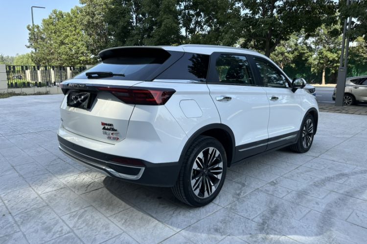 Used Bestune T77 2023 1.5T Automatic Luxury Model Exterior 4